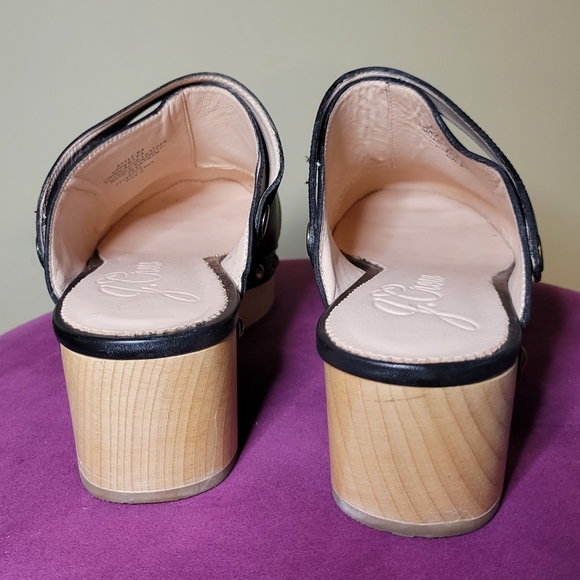 J. Crew Convertible Leather Clogs - Picture 4 of 7